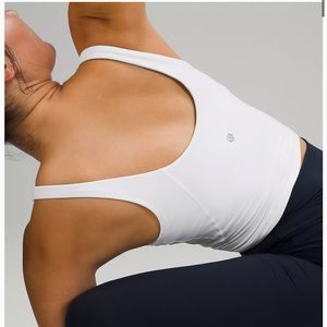 White LULULEMON sporty tank top